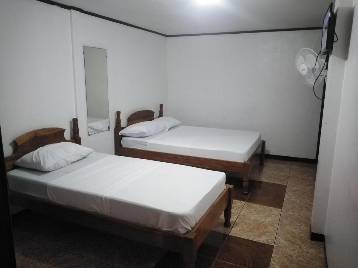 Hostel Orozco - Costa Rica Rio Cuarto Luaran gambar