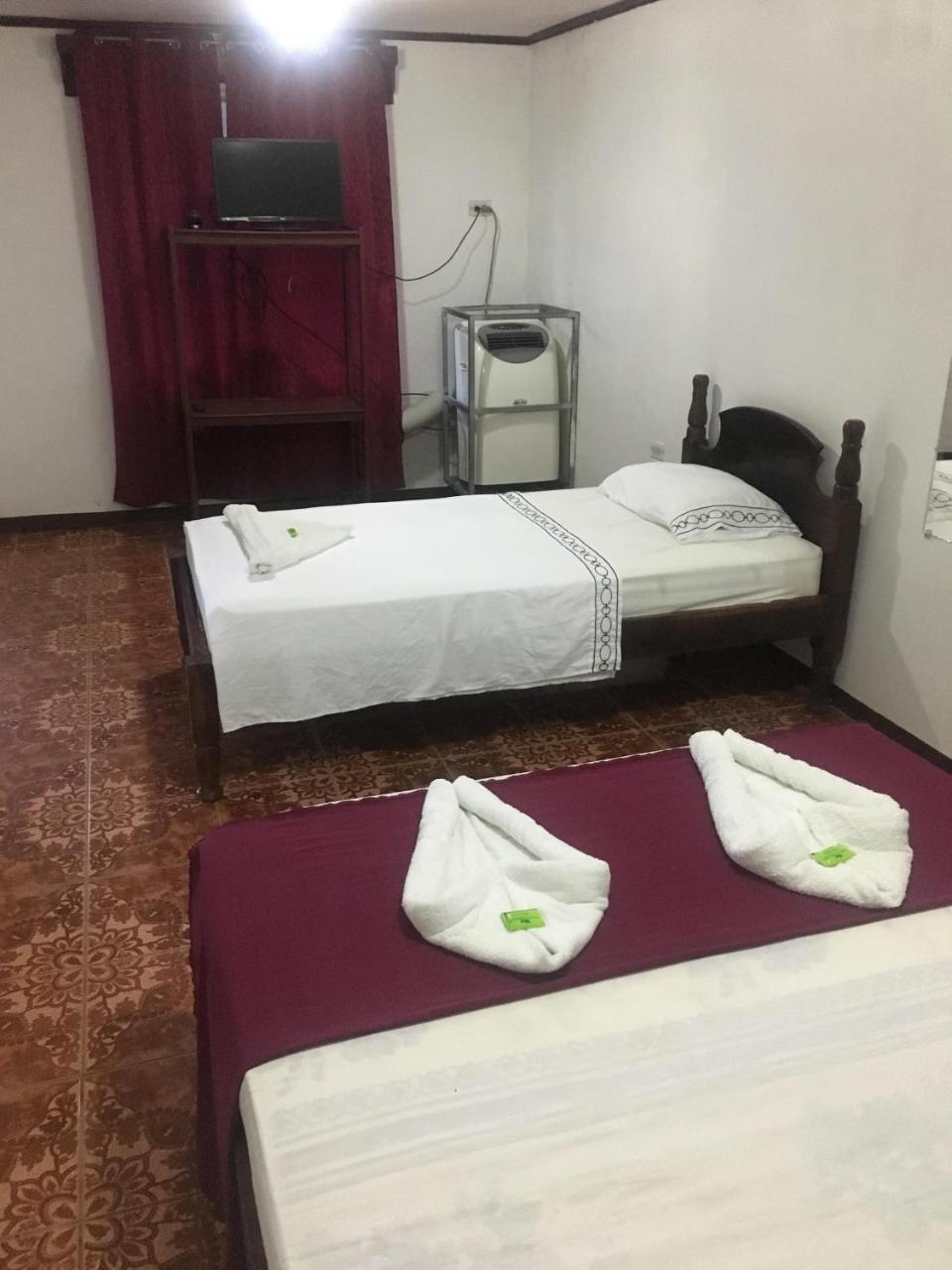 Hostel Orozco - Costa Rica Rio Cuarto Luaran gambar